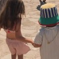 Prvi put zajedno na moru Biković i Nina Janković sa porodicama u Kumboru: Prizor dečice topi srca, a evo gde se glumci…