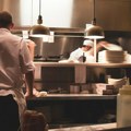 Baš je masno poskupelo: Hrana u restoranima skuplja skoro 11% u odnosu na prošlu godinu, ne zaostaje ni piće. Kilogram pečenja…