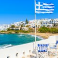 Nataša frapirana cenama u Grčkoj! Ručak pored mora za samo 9 evra, kompletan cenovnik će vas šokirati!