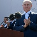 „Jedan od deset Rusa bi poverovao u postojanje vanzemaljaca ako Putin tako kaže“: Šta je pokazalo istraživanje u koje je…