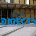 DirecTV kupuje Dish Network za jedan dolar