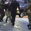 Uhapšen Alija Balijagić, policajci ga vukli kako bi snimili privođenje (VIDEO)