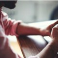 3 načina da sprečite da vam prisluškuju telefon
