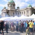 Tvrđava vlasti kao slika stanja u društvu: Šest meseci „ćacilenda“ u centru Beograda