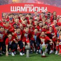 Zvezda proslavlja titulu pred pred nikad manje navijača