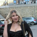 Nakon traumatičnog raskida u javnosti pevačica pod lekovima došla na Ćanin koncert: "Oporavljam se" (video)