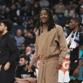 FOTO Stavio 215.000 dolara u usta: Bizarna odluka NBA zvezde zabezeknula sve, kad se nasmeje sija kao disko kugla