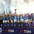Gori napulj: Napoli pobedom protiv Stankovića završio sezonu u kojoj je osvojio titulu