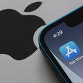 Apple se suočava sa kritikama zbog promena u politici App Store-a, optužen za prioritetizaciju profita