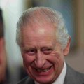 „Izveštaji o smrti kralja Čarlsa su lažni“: Britanske ambasade demantovale napise ruskih medija