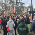 VIDEO: Učesnici protesta u Obrenovcu najavili blokadu auto-puta Miloš Veliki