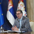 Vučić čestitao Mercu: Verujem da će saradnja Srbije i Nemačke nastaviti da se produbljuje