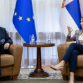 Đedović Handanović i ambasador EU Žiofre razgovarali o napredku u sprovođenju Reformske agende