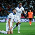 Katastrofa za Srbiju: Paunović ostao bez Pavlovića, opet ćemo "tumbati" odbranu