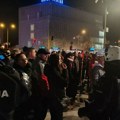 Predizborni ulični rat u Srbiji: Od otimanja zastava do fizičkih sukoba