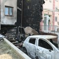 "Čule su se eksplozije, bilo je strašno": Jutro nakon požara na Dedinju: Jezivi prizor, kola ugljenisana, prozori na zgradi…