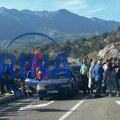 Блокиран саобраћај на магистралном путу у Црној Гори: Присталице конзервативне партије траже да се одложи попис, прете и…