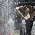 U Grčkoj alarmantno stanje: Najavljene paklene vrućine, širom zemlje zatvorene škole, vlasti upozorile na opasnost od…