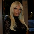 "Šmrčete i varate žene sa prostitutkama" Jelena Karleuša urnisala opoziciju: Narod vas neće!