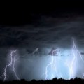 Najnovije upozorenje, RHMZ popalio alarme, stiže oluja, evo gde će udariti: Sutra će da bude još gore! (mape)