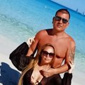 "Urlala sam na sav glas, nisam mogla da se radujem biću koje sam rodila": Pevačica (48) se dugo borila potomstvo, pa na…