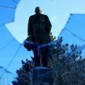 Kirgistan iz Oša uklonio statuu Lenjina koja je bila najviša u Srednjoj Aziji
