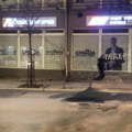 Incident na Voždovcu: Prostorije SNS-a zasute balegom i natpisima (VIDEO)