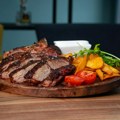 Rozbratna, T-bone i Rib-eye – specijaliteti koji osvajaju u restoranu „Bašta Mala“