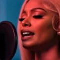 Ai pevačica "potpisala" milionski ugovor i ušla u istoriju, komentari gore: "Otrglo se kontroli, ona ne radi ništa"