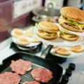 Razbijanje mitova: Hamburger nije nezdrav, ali način njegove pripreme može da bude