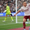 Luda utakmica u Engleskoj: Poništen gol Vest Hema, Arsenal slavi pobedu - a možda i titulu...