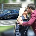 Dara Bubamara šoferira novog dečka po gradu u ferariju! Pevačica se ne odvaja od mlađeg momka - fotka govori više od reči