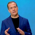 Medvedev: Berlin bi trebalo da se urazumi i ne pokušava da stupi u direktnu konfrontaciju sa Rusijom