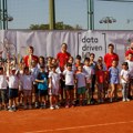 Sjajana akcija tk Crvena zvezda: Crveno-beli do kraja oktobra organizuju besplatnu školu tenisa za decu!