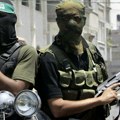 Zastrašujuć snimak napada Hamasa: Bacili su na njega osam granata, vratio im je sedam, poslednja je bila kobna