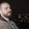 "Pozvao me je i rekao da želi obrve, a onda..." Adam Adatkar otkrio šokantne detalje o našem pevaču, evo šta je uradio na…