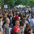 Studenti u blokadi odali poštu stradalima u "Ribnikaru", maratonci nastavili put ka Briselu