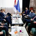Premijer Macut razgovarao sa Čadežom: Vlada će intenzivirati saradnju sa PKS na korist države, privrede i građana