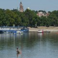 Sutra sunčano i veoma toplo, temperatura do 40