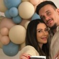 Aleksandra Bursać čeka bebu sa 11 godina mlađim mužem: "Čuvali smo ovu tajnu svim..."