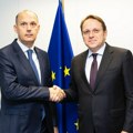 Lončar se u Briselu sastao sa Oliverom Varheljijem: Među temama izgradnja Tiršove 2 i proizvodnja lekova i vakcina za tržište…