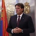 Neidentifikovani plutajući objekat ministra odbrane