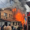 (Foto, video) Vatra guta sve pred sobom Ogroman požar u centru Novog Pazara: Snimci sa lica mesta jezivi, i građani i…