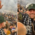 Sergej seo među navijače, oni ga naterali da ustane: Haos u Rimu kad se pojavila ikona kluba