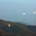 Severna Koreja ispalila 10 raketa prema moru tokom vežbi SAD i Južne Koreje