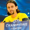 Neven Subotić za BBC: Od tavana u Nemačkoj, preko Vemblija, do borbe za pijaću vodu