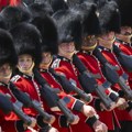 Najmanje troje gardista kolabiralo u Londonu Vojna parada u teškim uslovima