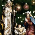 Vernici koji vreme računaju po gregorijanskom kalendaru danas proslavljaju Božić