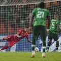 Ringišpil Osimena, šokantni penali i finale za Nigeriju
