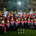 Mališani osvojili teren, srca i pehare! Dodelom pehara i medalja završena Mini Maxi liga u Nišu (VIDEO)